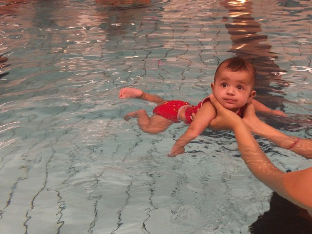 Gillar att babysimma