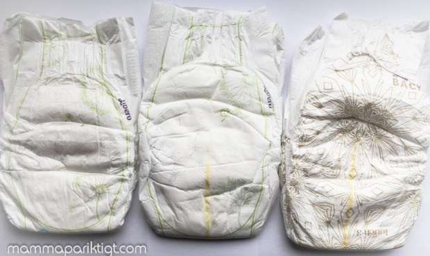 Baksidorna på blöjorna